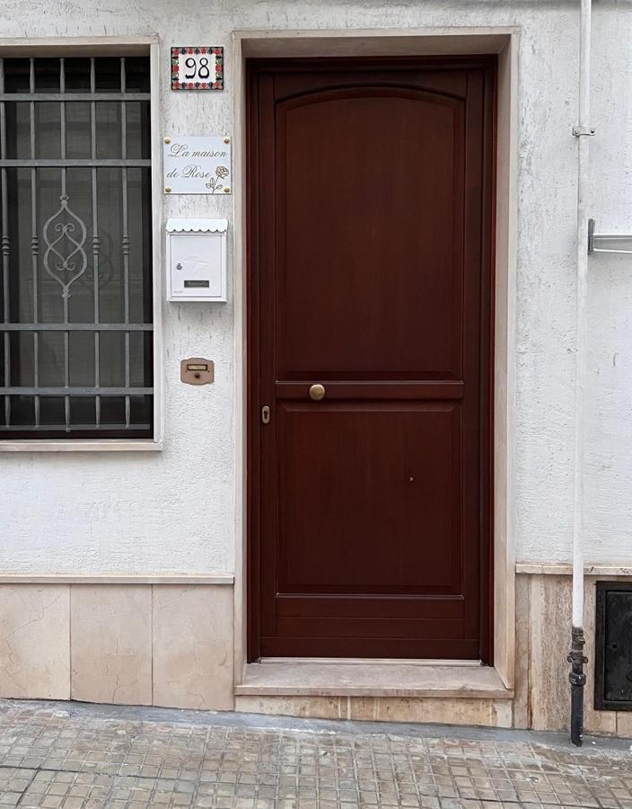 La Maison De Rose 奥斯图尼 外观 照片